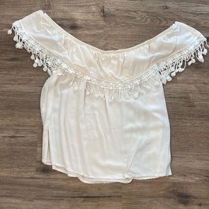 Rue 21 white top